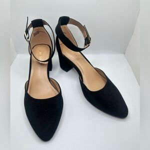 Lane Bryant Black Suede Ankle Strap Pointed Toe Block-Heel Pumps Sz 8W